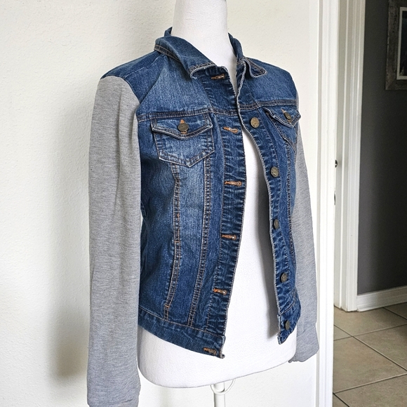 Jean and gray sleeve jacket size Medium - Picture 5 of 15